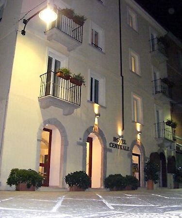 Hotel Centrale Olbia Exterior foto